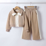 Dressipluusi ja pükste komplekt